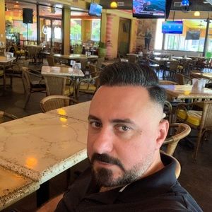 Meet your Posher, Ali